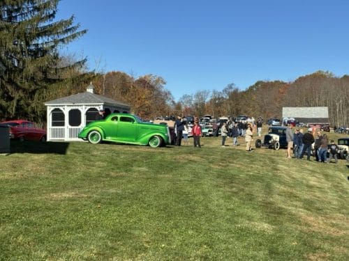 Hootenanny-Car-Show-4-102525