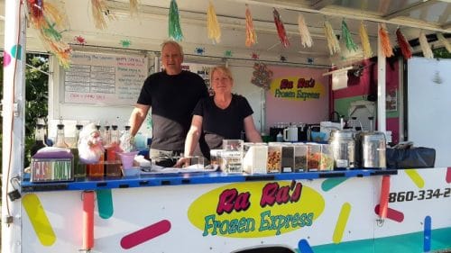 Car-Show-Square-Pegs-Pizzaria-Preston-30-060926
