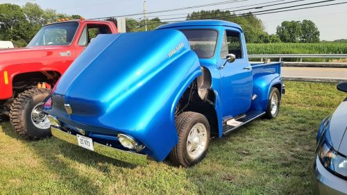 Car-Show-Square-Peg-Pizzeria-15-071426