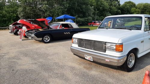 Car-Show-Square-Peg-Pizzeria-5-071426