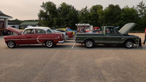 Car-Show-Square-Peg-Pizzeria-52-071426