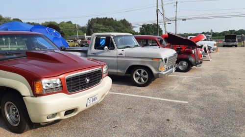 Car-Show-Square-Peg-Pizzeria-6-071426